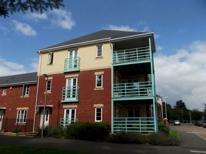 2 Bedroom Apartment To Rent In Russell Walk, Exeter, EX2