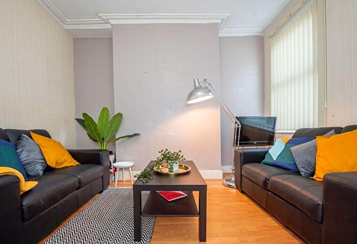 5 Bedroom Terraced House To Rent In Adelaide Road, Kensington, Liverpool, L7