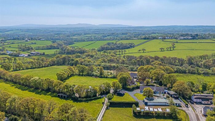 4 Bedroom Bungalow For Sale In Highampton, Beaworthy, EX21