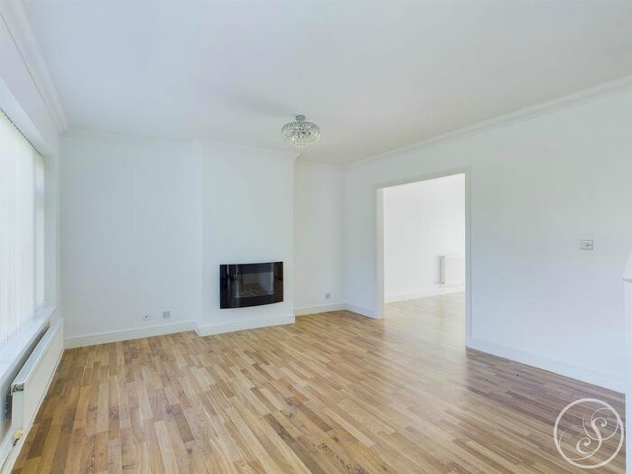 3 Bedroom Semi-Detached House To Rent In Brookhill Crescent, Leeds, LS17