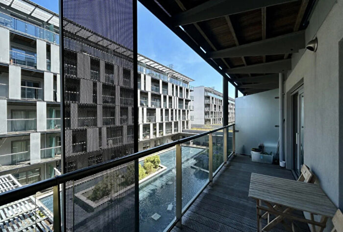 2 Bedroom Apartment To Rent In West Carriage House, Royal Carriage Mews, Royal Arsenal, SE18