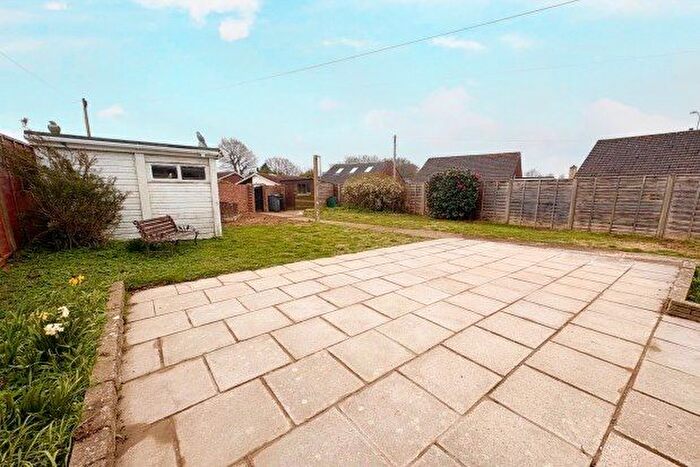 2 Bedroom Bungalow To Rent In Milton Road, Waterlooville, PO8