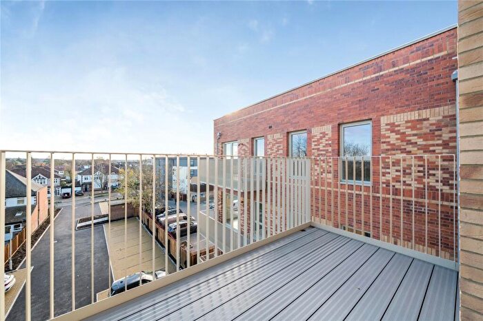 1 Bedroom Apartment For Sale In Hadlow Road, Sidcup, DA14