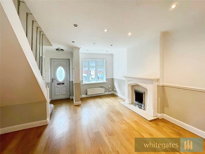 2 Bedroom Semi-Detached House To Rent In Hatfield Close, Liverpool, Merseyside, L12