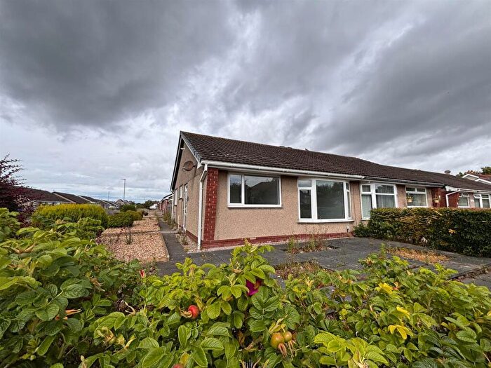 2 Bedroom Bungalow To Rent In Wentworth Crescent, Morecambe, LA3