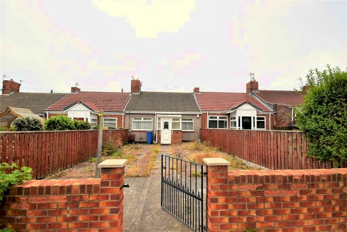 2 Bedroom Terraced Bungalow To Rent In Newcastle Avenue, Horden, County Durham, SR8