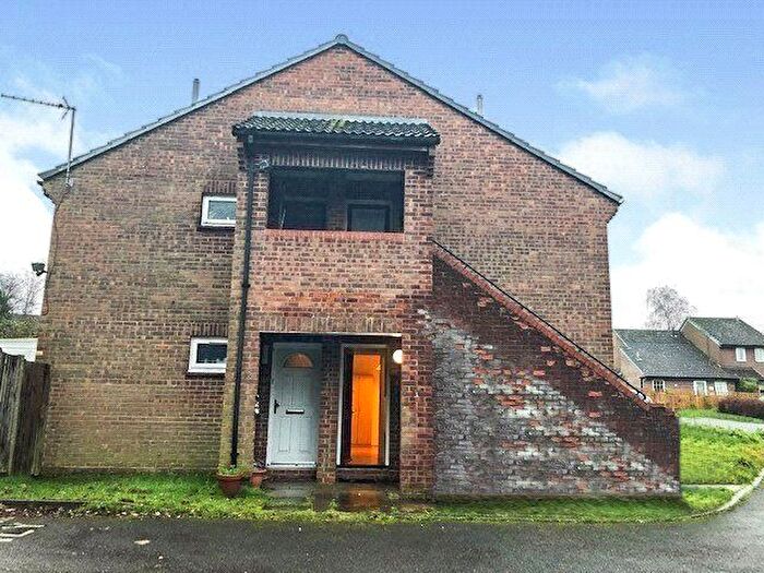 Studio To Rent In Hartley Gardens, Tadley, RG26