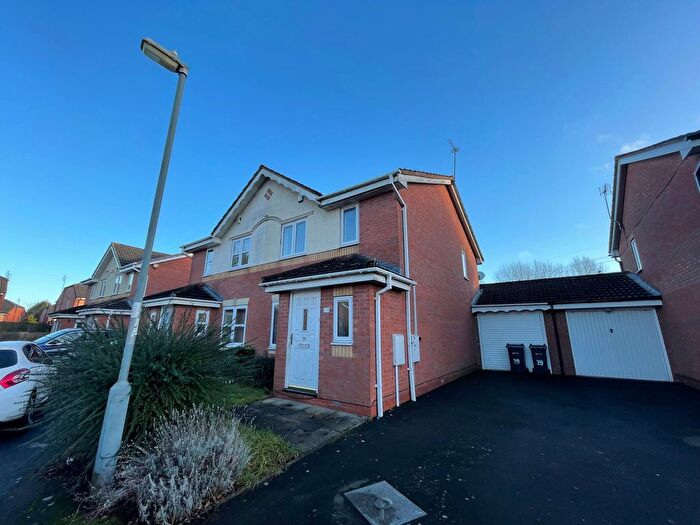 3 Bedroom Semi Detached House To Rent In Berwood Park, Castle Vale, B35