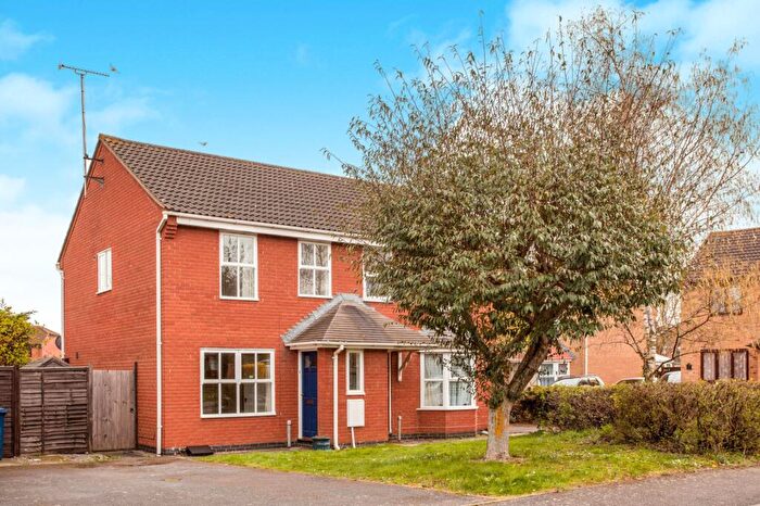 3 Bedroom House To Rent In Skeggles Close, Huntingdon, PE29