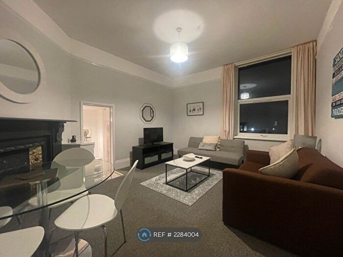 1 Bedroom Flat To Rent In Craneswater Avenue, Southsea, PO4