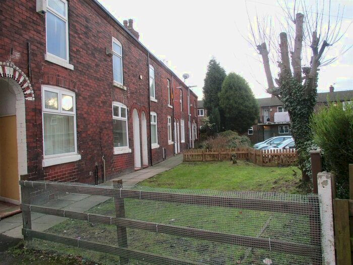 2 Bedroom Terraced House To Rent In Abbeywood Avenue, Gorton, Manchester, M18
