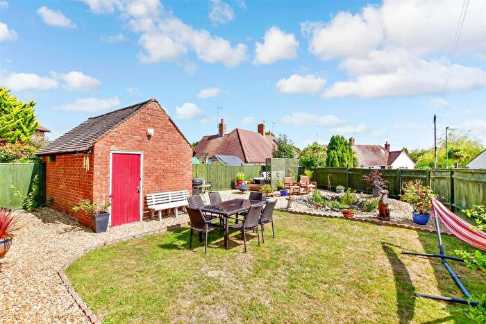 4 Bedroom Semi-Detached House For Sale In Gaston Way, Lavant, Chichester, West Sussex, PO18