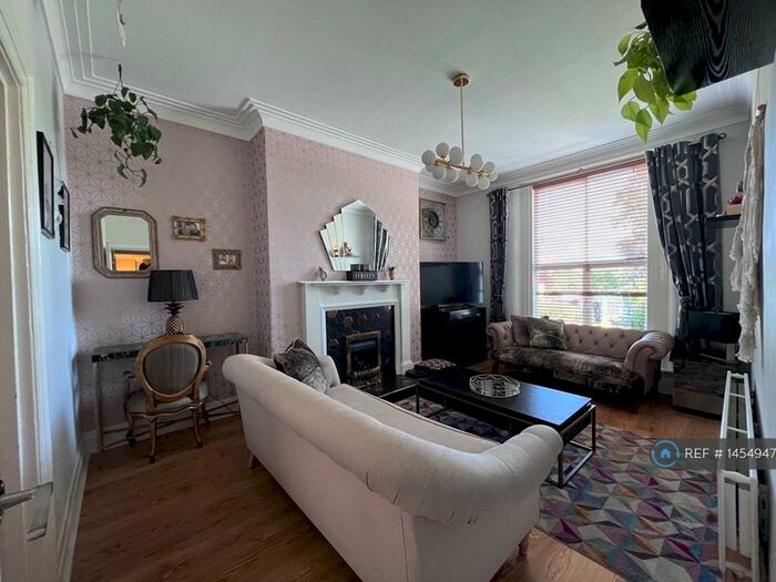 2 Bedroom Flat To Rent In Chapel Allerton, LS7