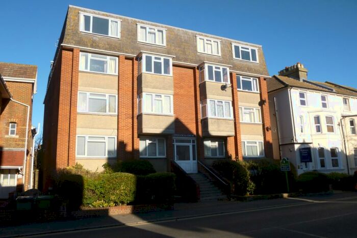 2 Bedroom Apartment To Rent In Cheriton Road, Folkestone, Kent, CT20
