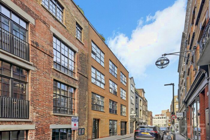 2 Bedroom Flat To Rent In Hatton Wall, London, EC1N