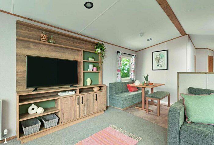 2 Bedroom Caravan For Sale In Stratheck Holiday Park, PA23