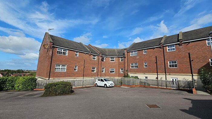 2 Bedroom Apartment For Sale In Wharf Gardens, Bingham, NG13