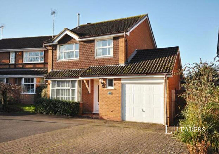3 Bedroom Detached House To Rent In Lime Avenue, Buckingham, MK18