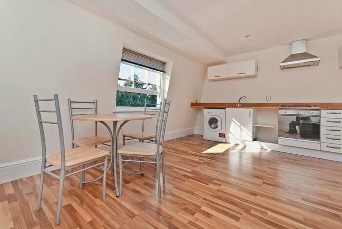 1 Bedroom Flat To Rent In Hackney Road, Hackney Road, E2