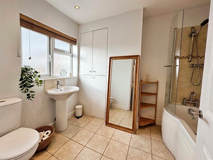 2 Bedroom Terraced House For Sale In Norfolk Street, Worksop, S80