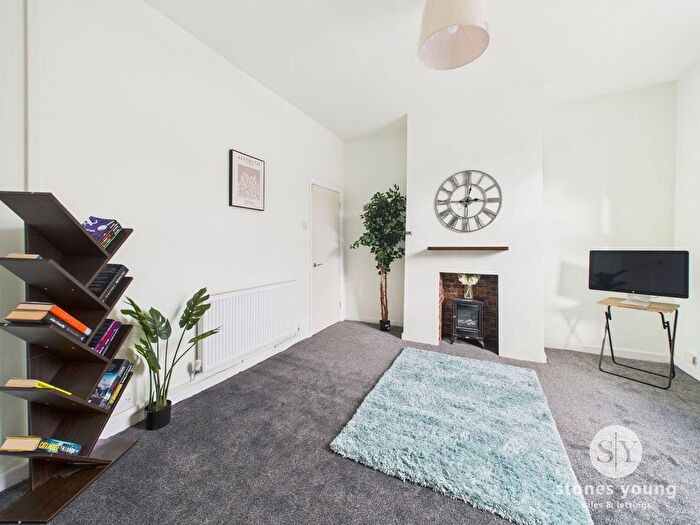 2 Bedroom Terraced House To Rent In Mosley Street, Blackburn, BB2