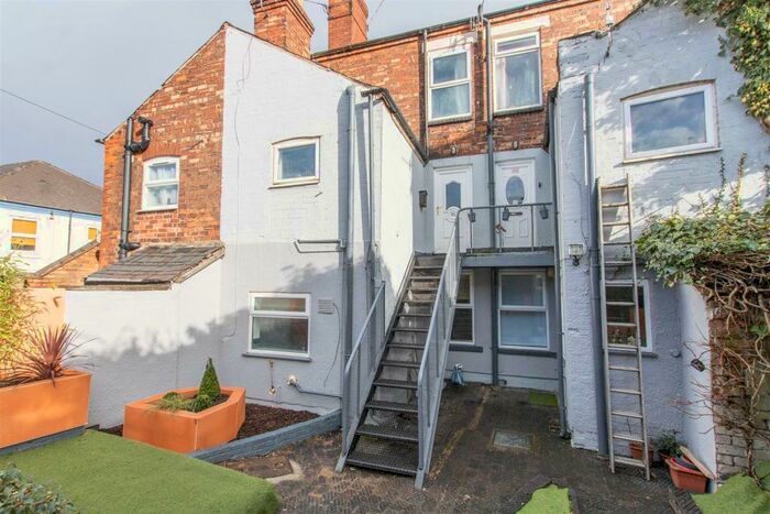 2 Bedroom Duplex To Rent In Mansfield Road, Daybrook, Nottingham, NG5