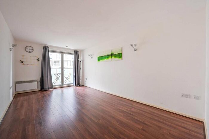 1 Bedroom Flat For Sale In Michigan Building, Canary Wharf, London, E14