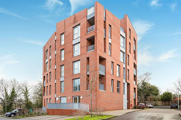 2 Bedroom Penthouse For Sale In Repton Road, Hertford, SG14