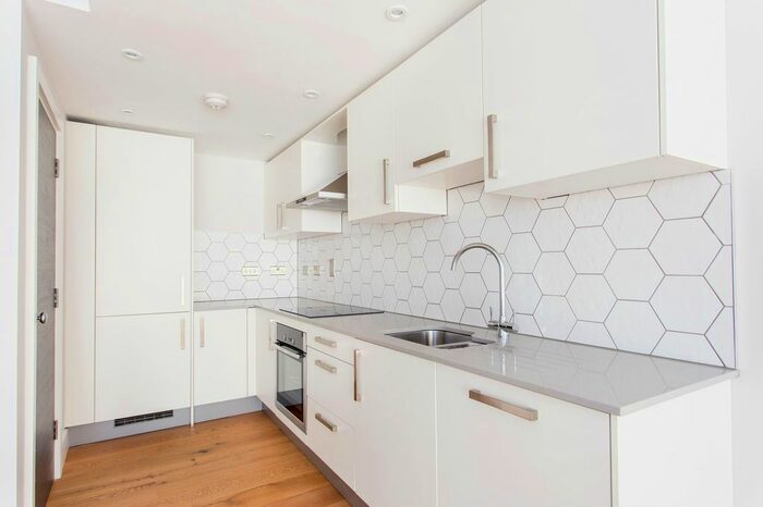 1 Bedroom Flat To Rent In Wilmer Place, London, N16