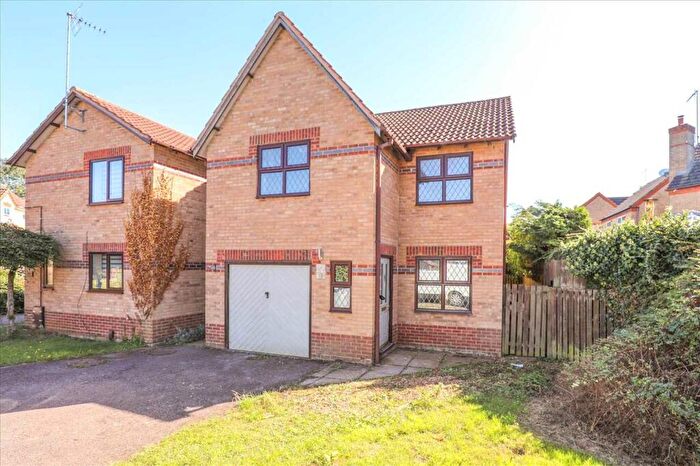 3 Bedroom Property To Rent In Richmond Avenue, Kettering, NN15