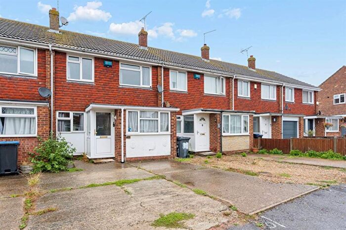 3 Bedroom Terraced House For Sale In Darrell Close, Herne Bay, CT6
