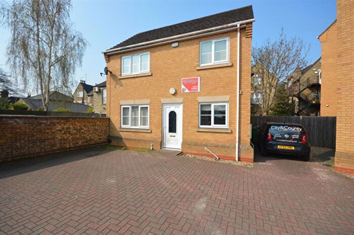 2 Bedroom Detached House To Rent In Mews House, Burghley Road, Peterborough, PE1