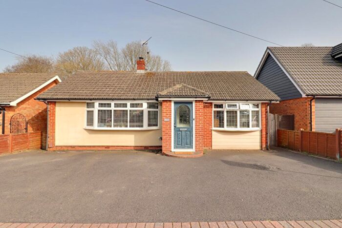 4 Bedroom Detached Bungalow For Sale In Greenfield Crescent, Horndean, PO8