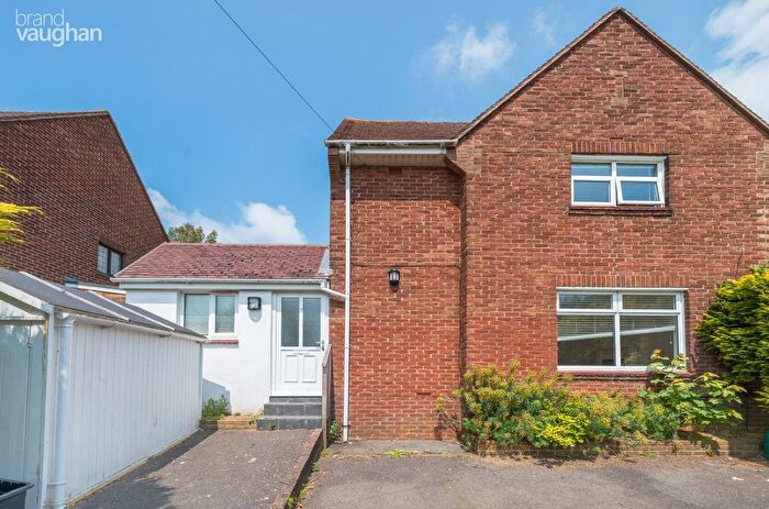 4 Bedroom Semi-Detached House To Rent In Henfield Way, Hove, East Sussex, BN3