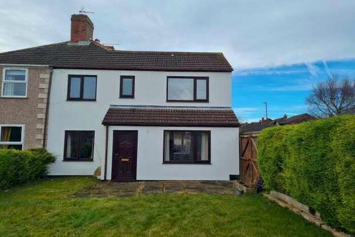 3 Bedroom Property To Rent In Boughton Lane, Chesterfield, S43