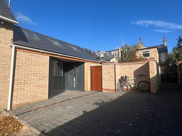 1 Bedroom Flat To Rent In Lovers Walk, Cambridge, CB4