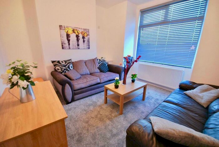 4 Bedroom Terraced House To Rent In Moseley Road, Fallowfield, Manchester, M14