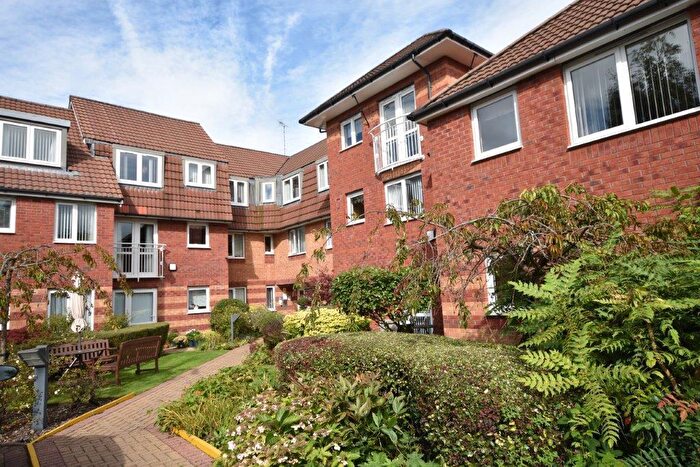 1 Bedroom Apartment To Rent In Plymyard Avenue, Bromborough, Wirral, CH62