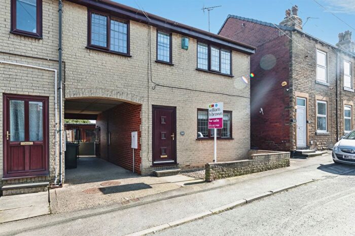 3 Bedroom Semi Detached House For Sale In Chapel Street, Tingley, Wakefield, WF3