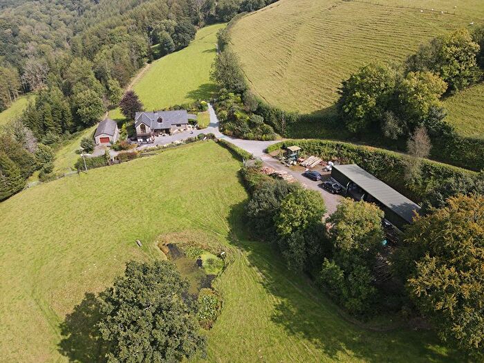 5 Bedroom Farm For Sale In Trawsmawr, Carmarthen, SA33