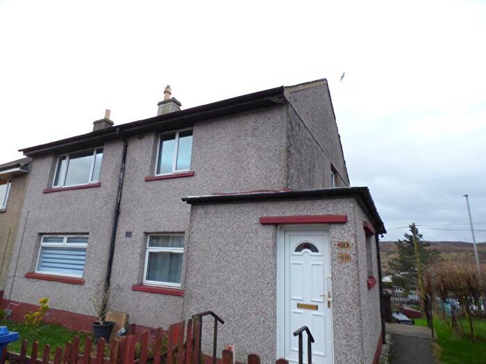 2 Bedroom Flat To Rent In Fancy Farm Road, Greenock, PA16