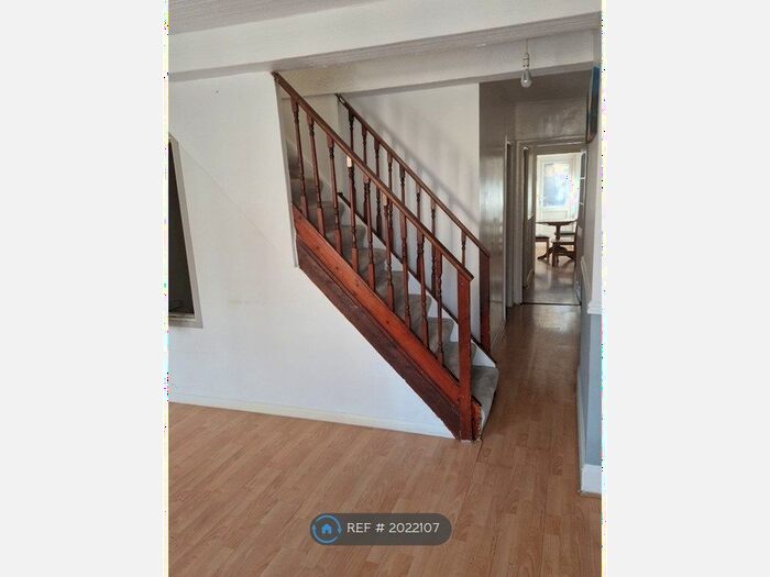 2 Bedroom Terraced House To Rent In Ohio Road, London, E13