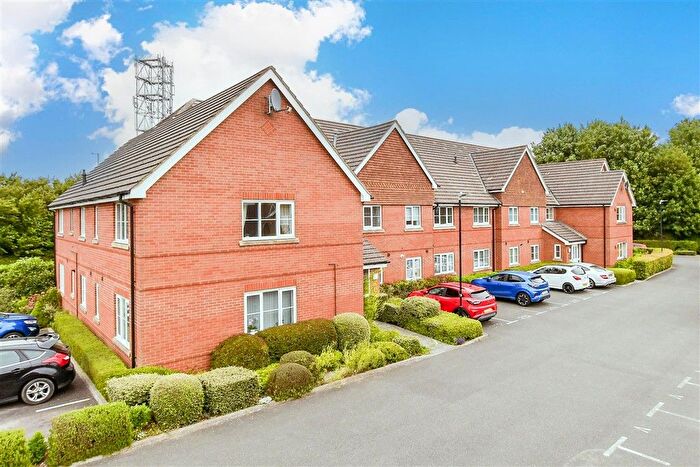 2 Bedroom Flat For Sale In Ardent Road, Whitfield, Dover, Kent, CT16