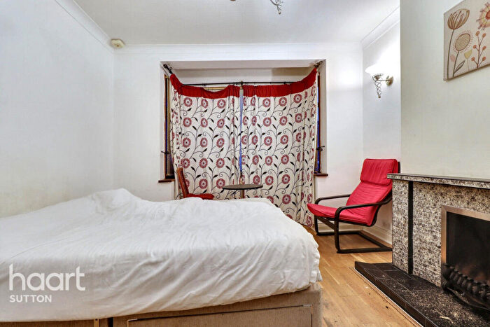 4 Bedroom Terraced House For Sale In Rosehill Avenue, Sutton, SM1