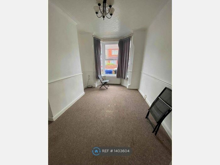 3 Bedroom Terraced House To Rent In Durban Road, Grimsby, DN32