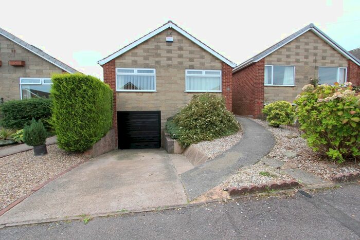 2 Bedroom Detached Bungalow To Rent In Shakespeare Crescent, Dronfield, S18