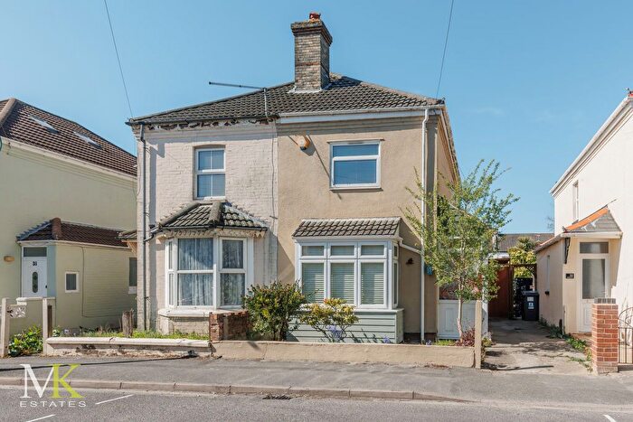 3 Bedroom Semi-Detached House For Sale In Lincoln Avenue, Bournemouth, BH1