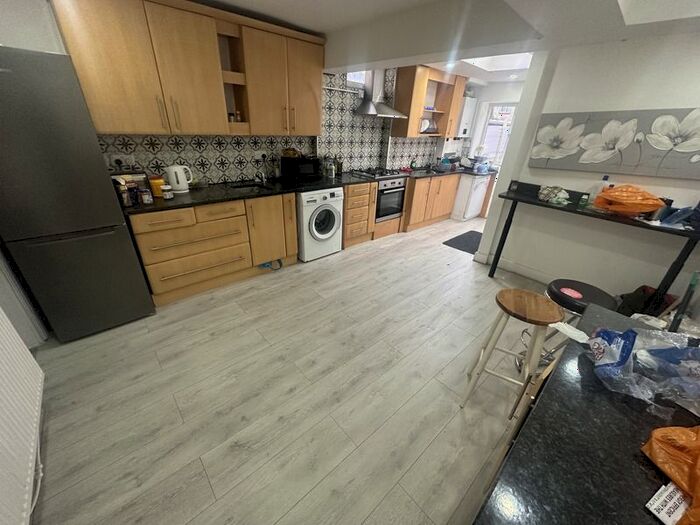 4 Bedroom Terraced House To Rent In Daniel Street, Cathays, Cardiff, CF24