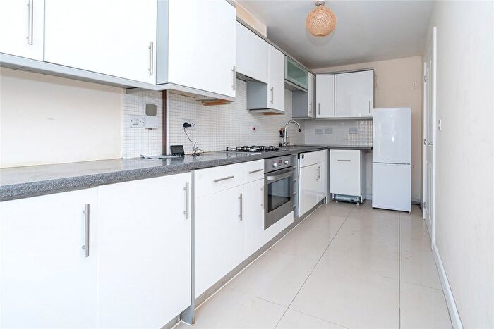 4 Bedroom Terraced House To Rent In The Meadows, Watford, WD25