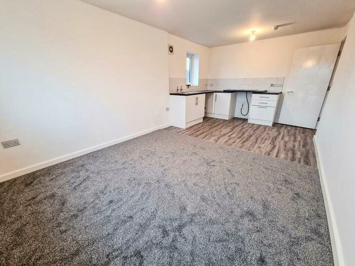 1 Bedroom Flat To Rent In Abbelaine Court Laburnum Drive, Newport, NP19